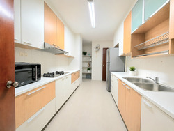 Astrid Meadows (D10), Condominium #558447631